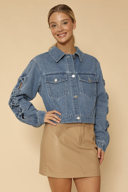 Cropped Bow Denim Jacket – Feminine Twist on a Classic Favorite 💙