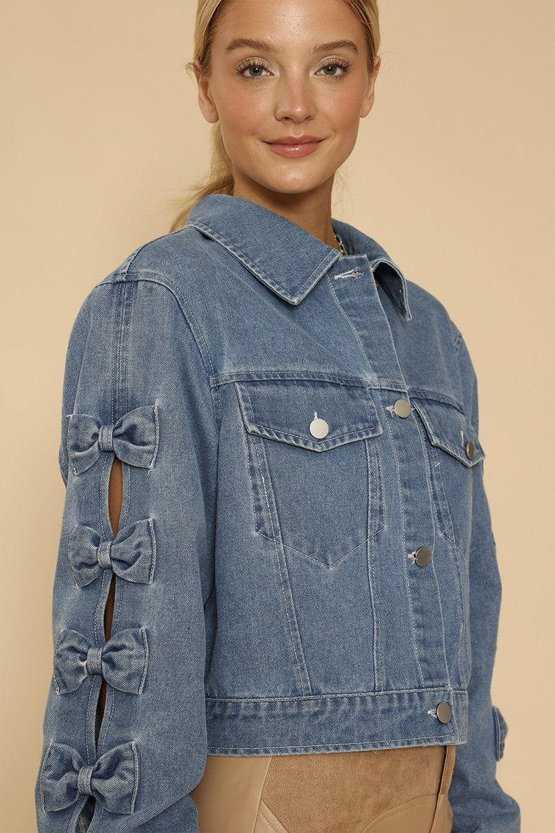 Cropped Bow Denim Jacket – Feminine Twist on a Classic Favorite 💙