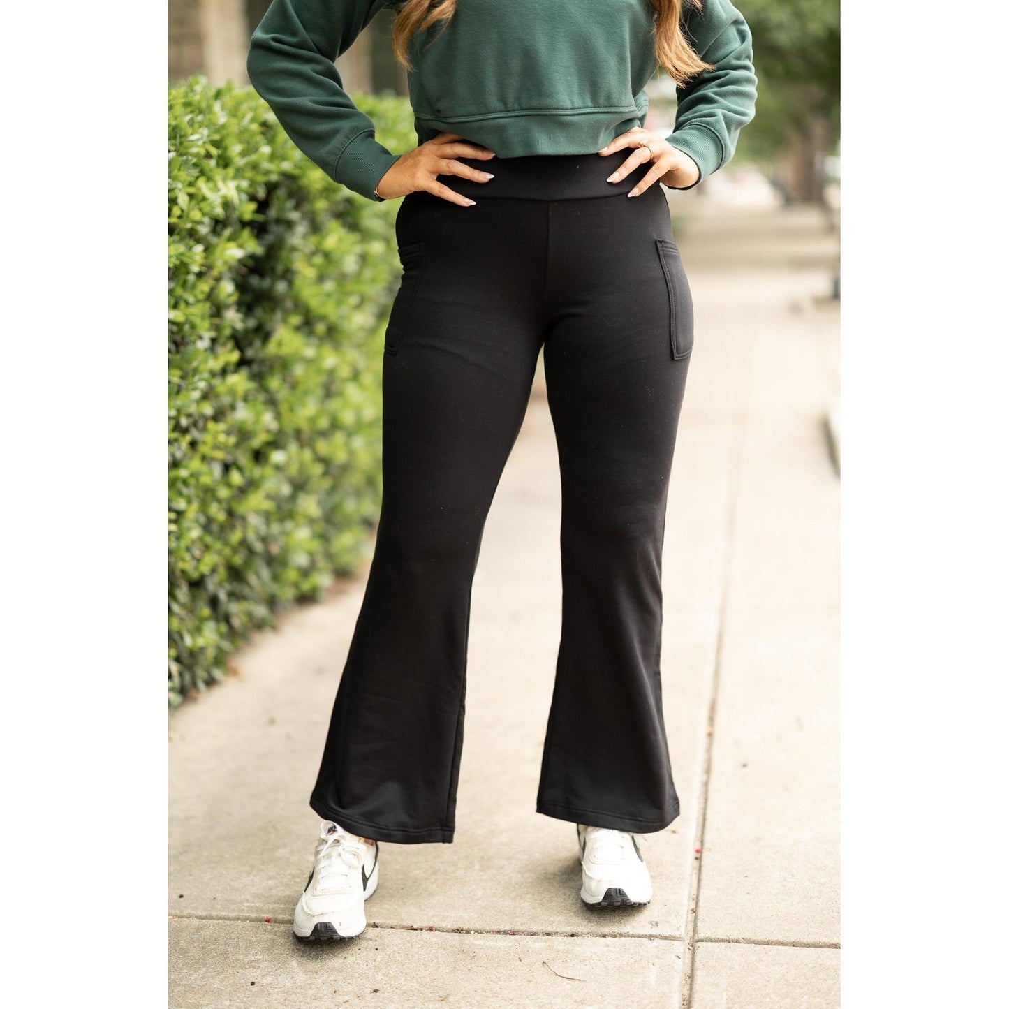The Charlotte – Fleece Bootcut Leggings