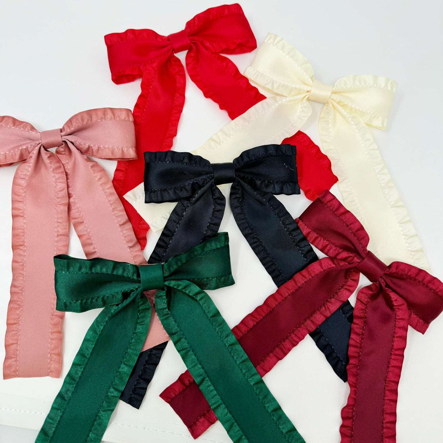 Game Frill Bow Hair Clip for bow lovers, hair accessories must have. Bow Hair Clip in diferrent colors; red, pink, wihite, black, green , burgundy, green