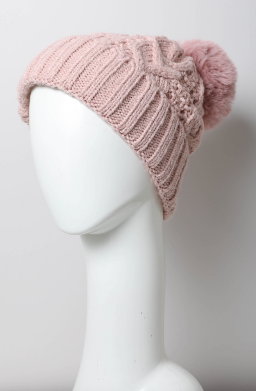 Cable Knit Pom Beanie