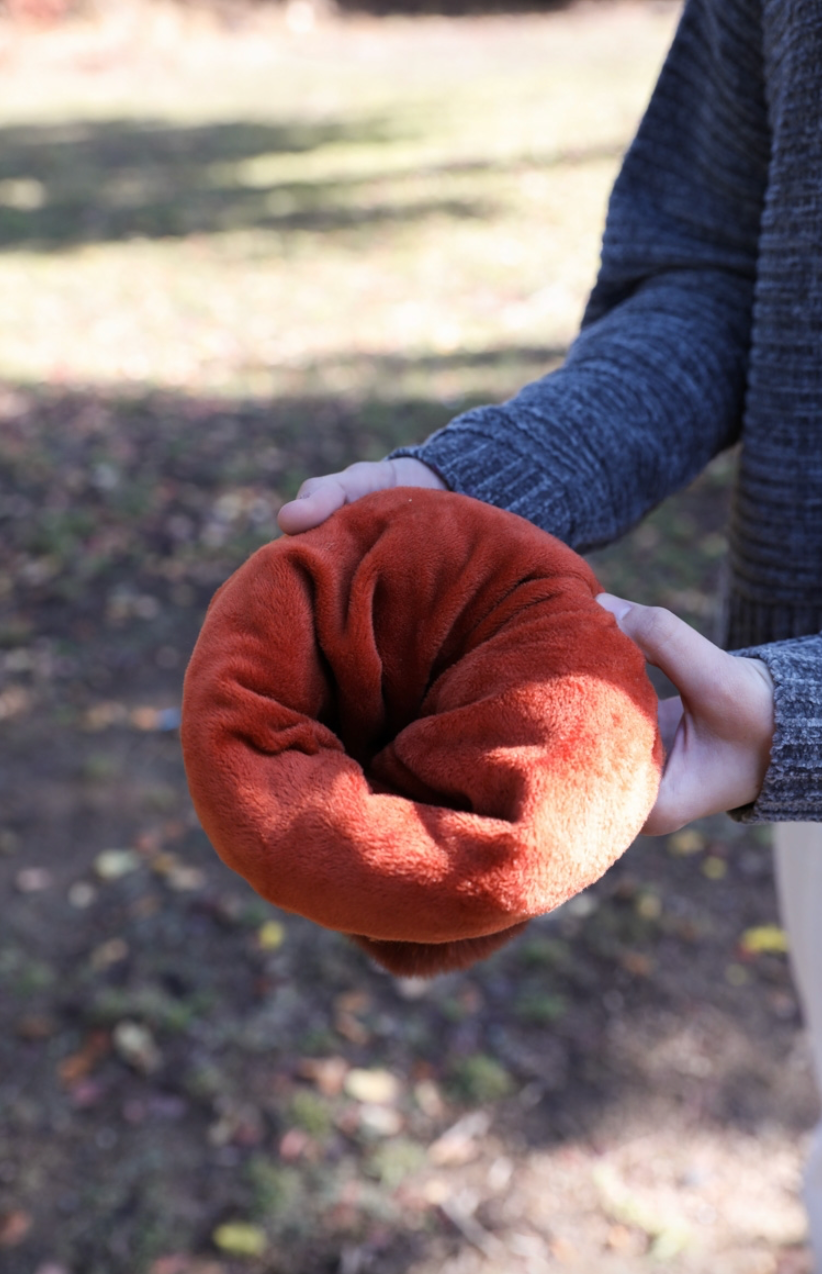 Cable Knit Pom Beanie