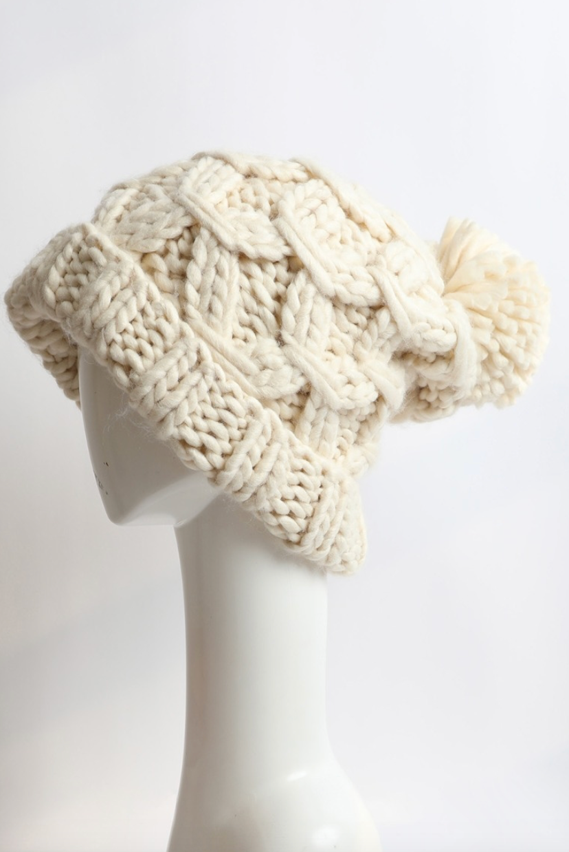 Oversized Chunky Knit Pom Beanie