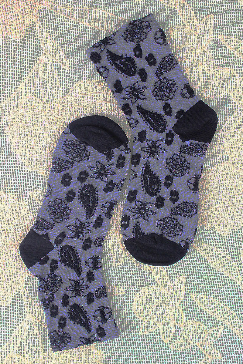 Cashew-Print Socks – Lightweight & Breathable Comfort 🌰🧦
