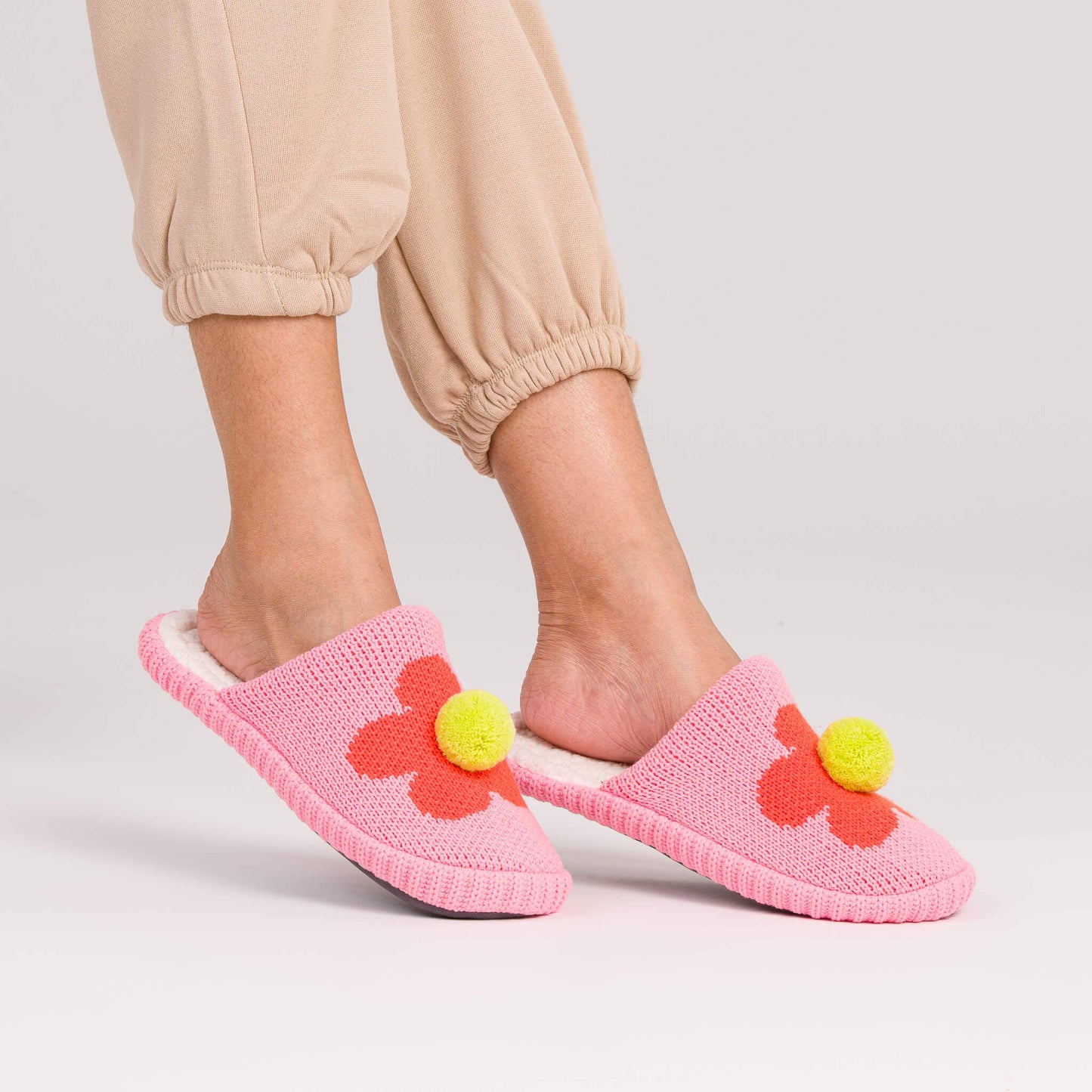 Flower Pom Slide Slippers