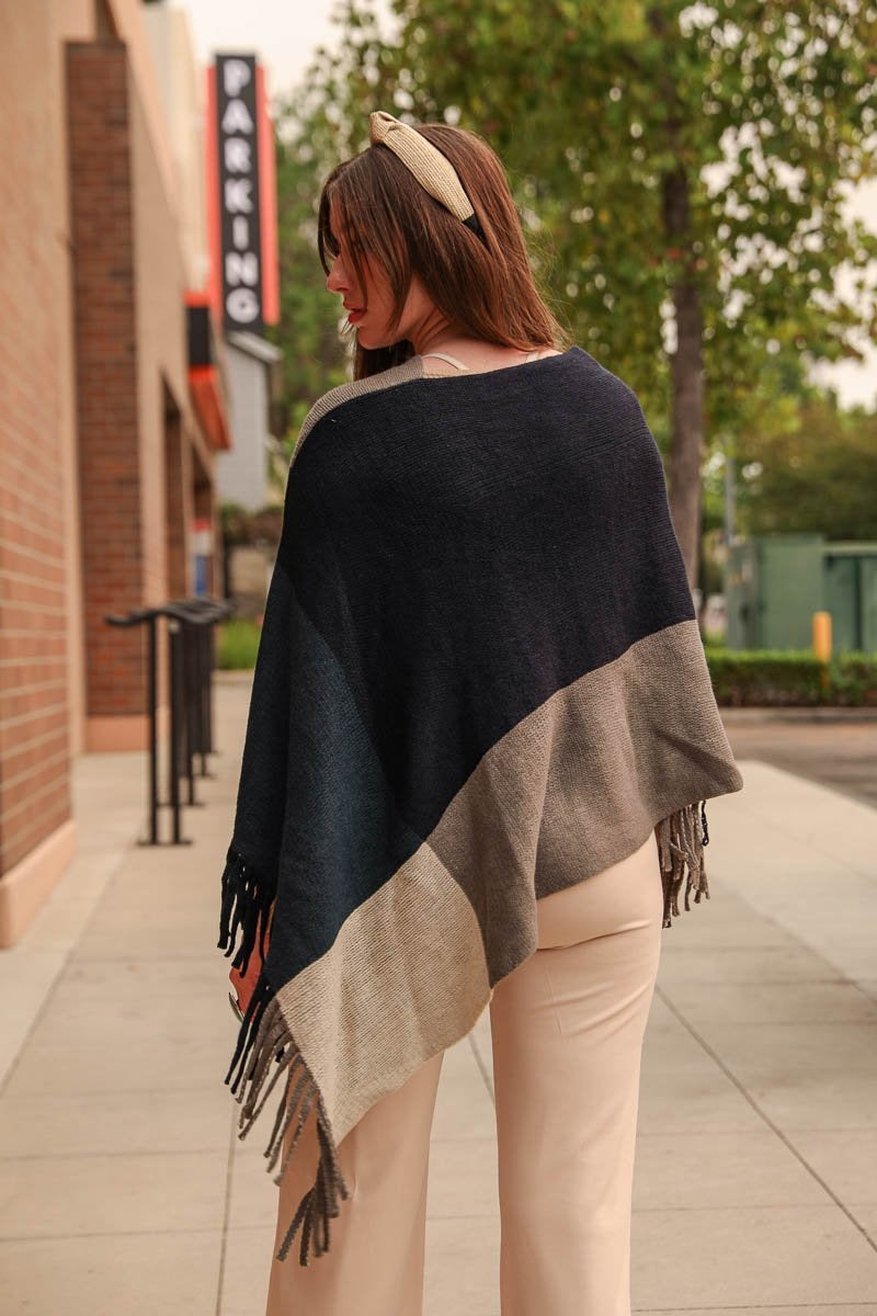 Color Block Tasseled Poncho Ponchos