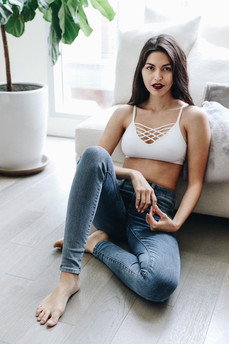 Interwoven Strappy Front Bralette