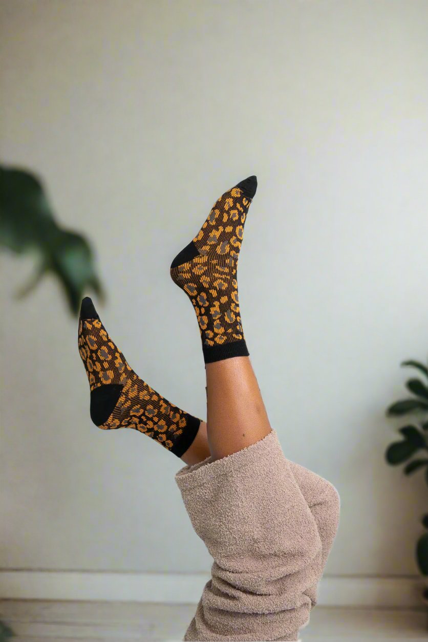 Leopard Knit Socks One Size / Black